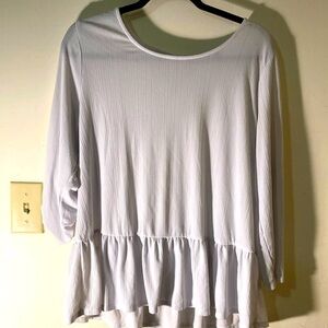 Women's XL Apt 9  White Peplum Top